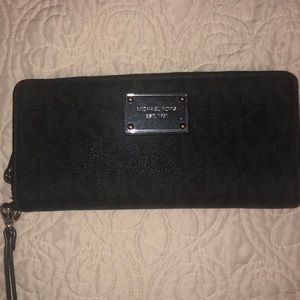 MK wallet